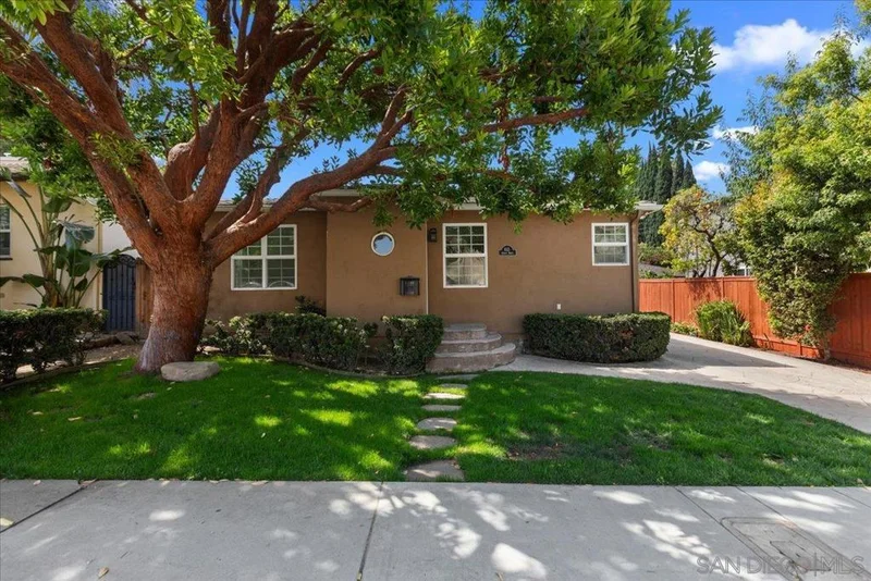 633 Arroyo, San Diego, CA 92103