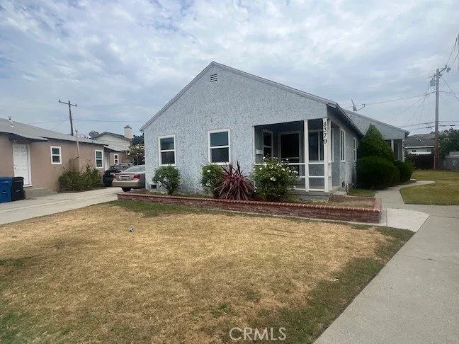 8379 La Villa Street photo 2