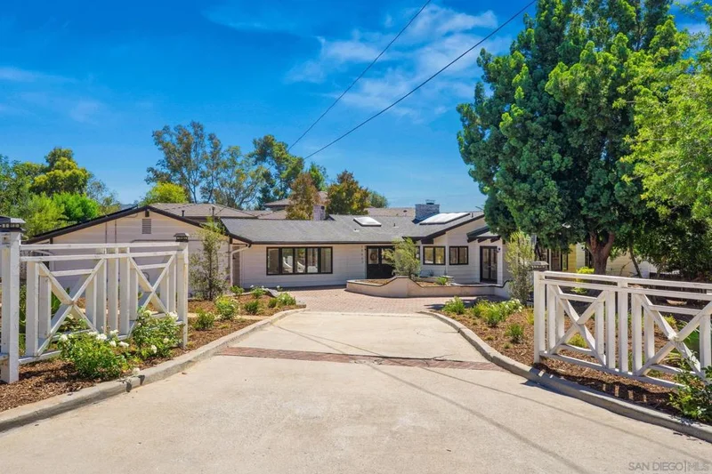 13953 Sagewood