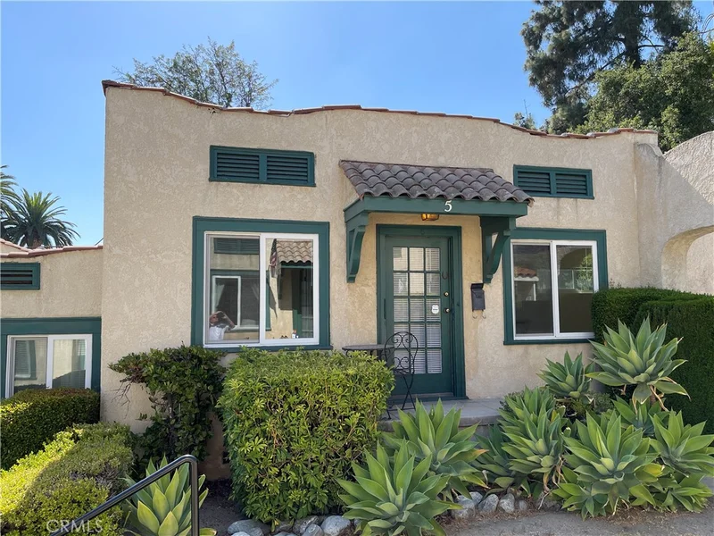 15 E Mira Monte 5, Sierra Madre, CA 91024