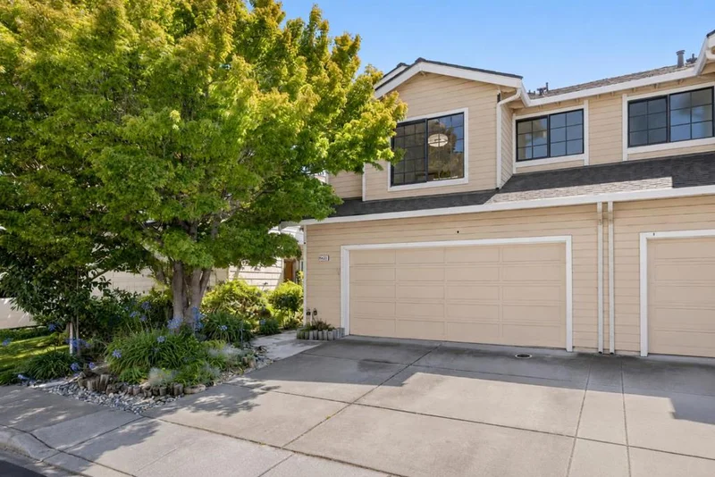 34761 Comstock