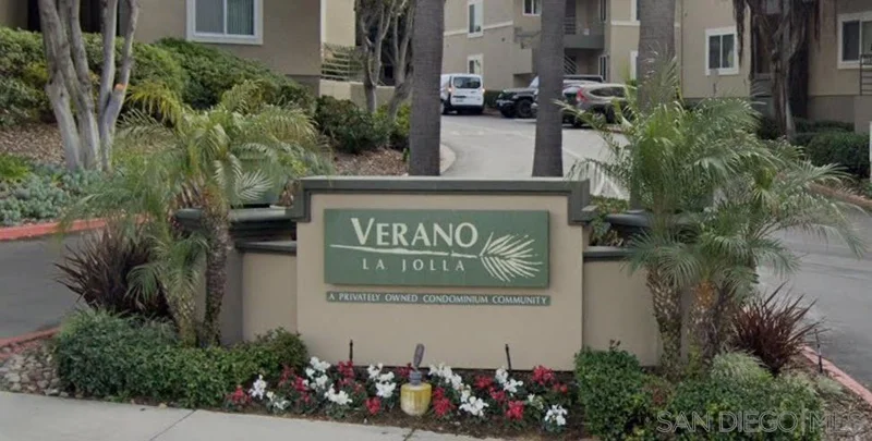 7405 Charmant Dr Suite 2313