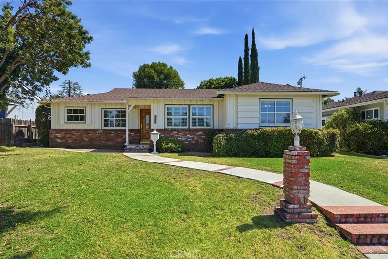 14449 Bronte Drive