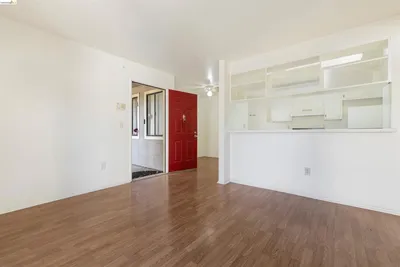 5 Lancaster Cir 121