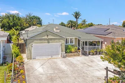 123 Gardenia Way