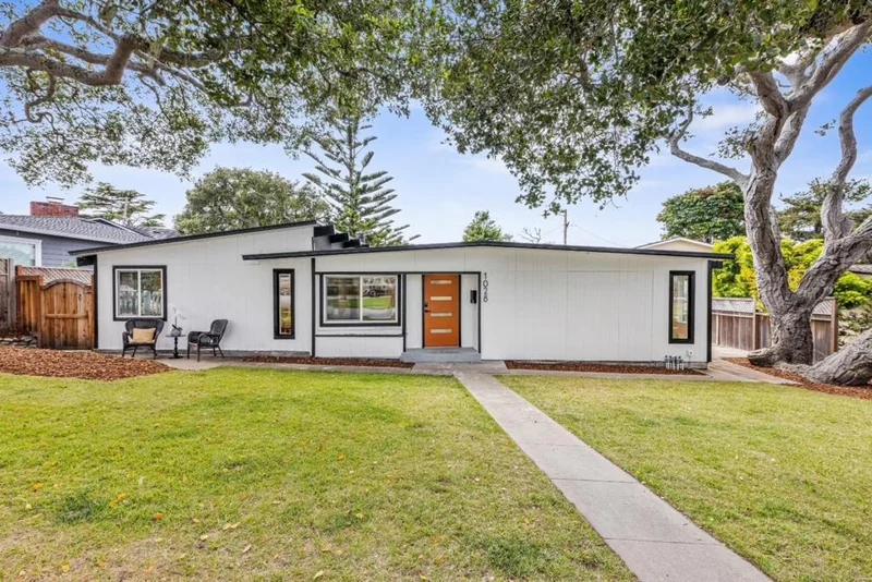1028 McFarland Avenue