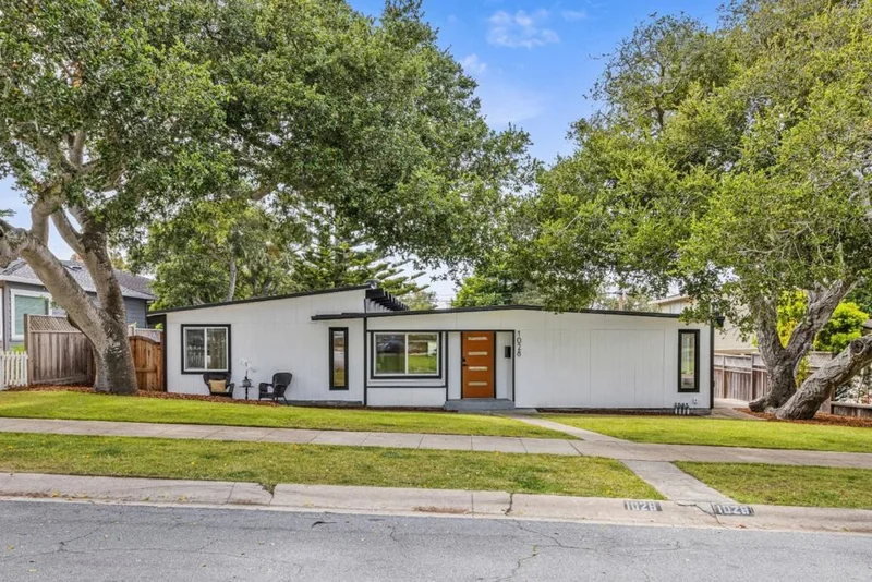 Photo 2 of 1028 Mcfarland Avenue