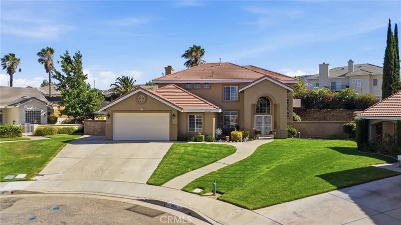Photo 2 of 42103 Desert Hill Drive