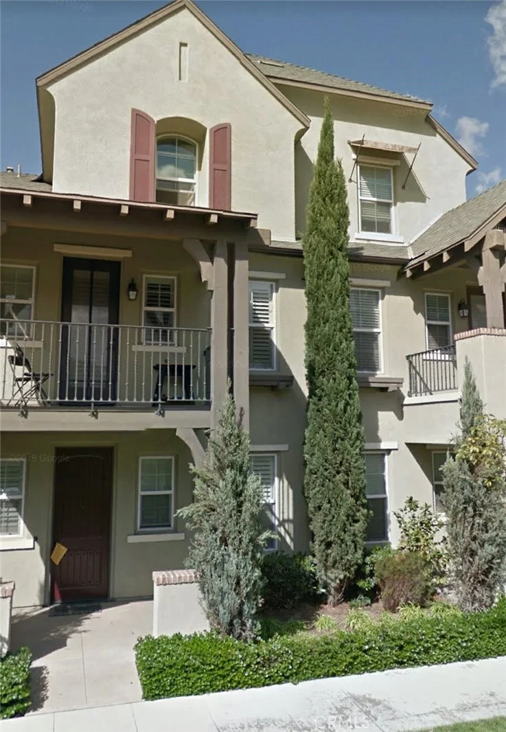 667 S Melrose photo 2