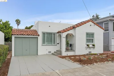 945 Virginia Street
