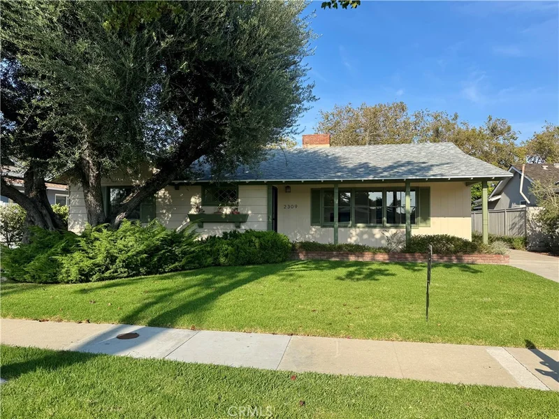2309 N Louise, Santa Ana, CA 92706
