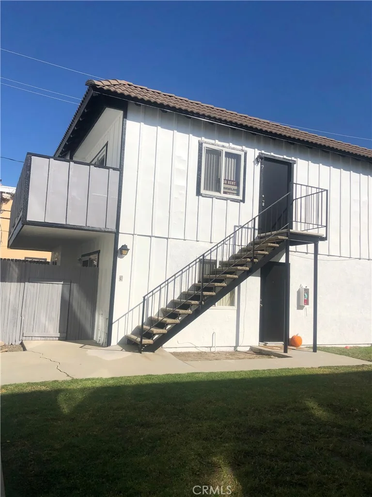7871 Holt Drive 7 photo 2