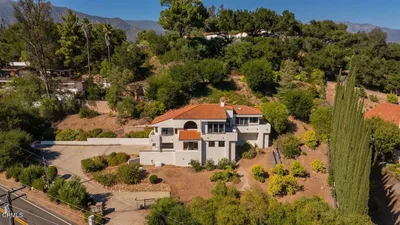 1008 Country Club Drive