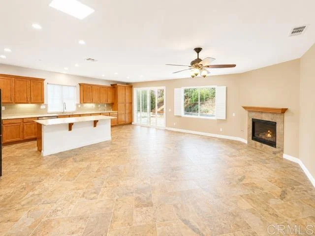 1247 Bellingham Dr photo 2