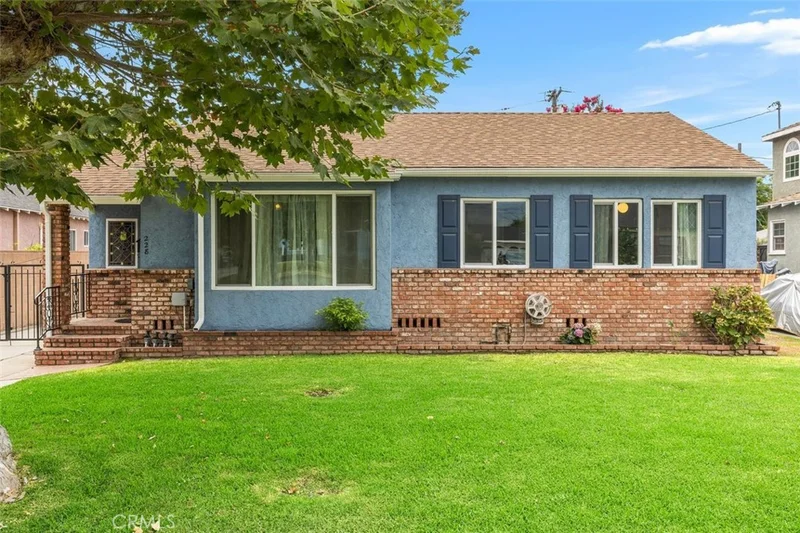 228 W Atara, Monrovia, CA 91016
