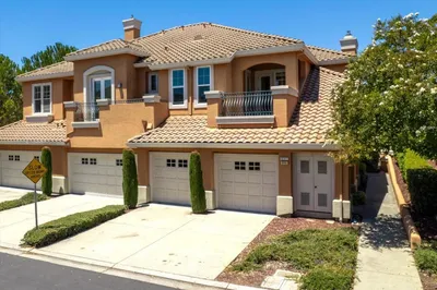 6147 Country Club Parkway
