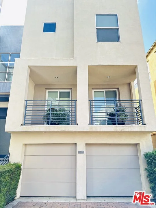 6581 Seabluff Drive 11, Playa Vista, CA 90094