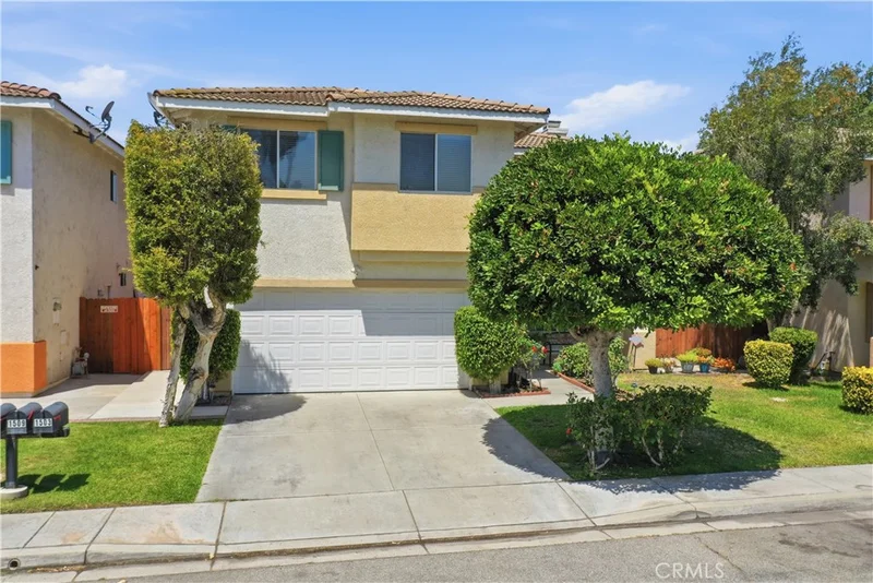 1509 Evans Avenue