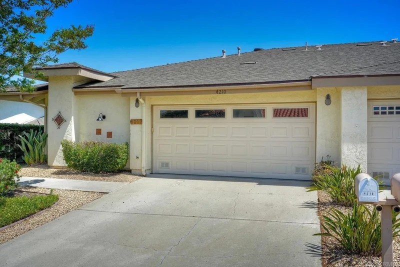 4210 Dawn Ln, Oceanside, CA 92056