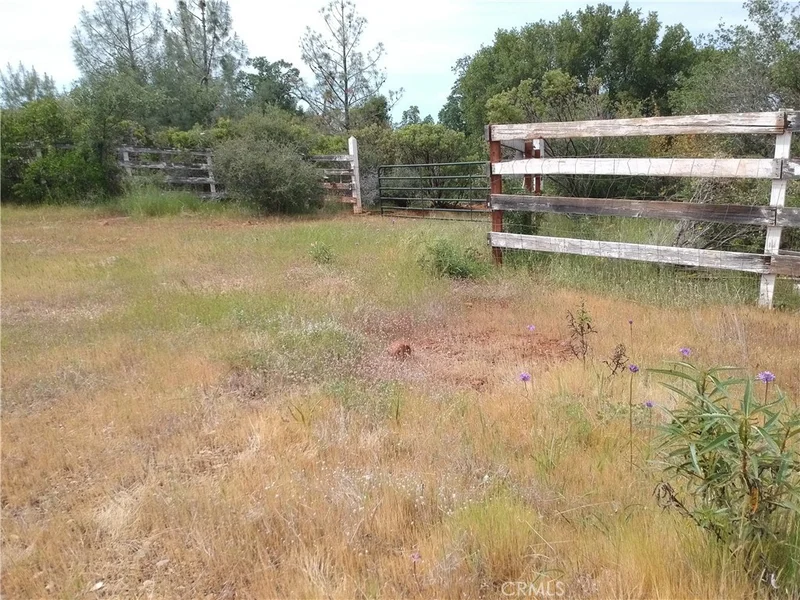 27048 Lack Creek