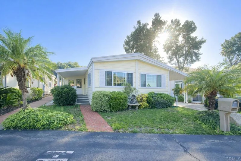 Photo 2 of 8975 Lawrence Welk Drive Spc 2