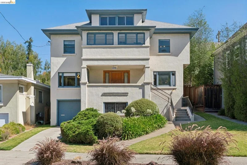 646 Walavista Ave, Oakland, CA 94610