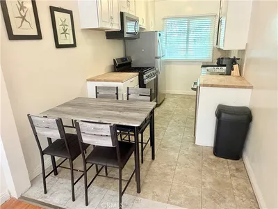 1945 17th Street photo 2