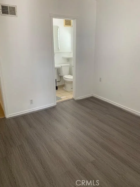 244 Fernfield Street W 2