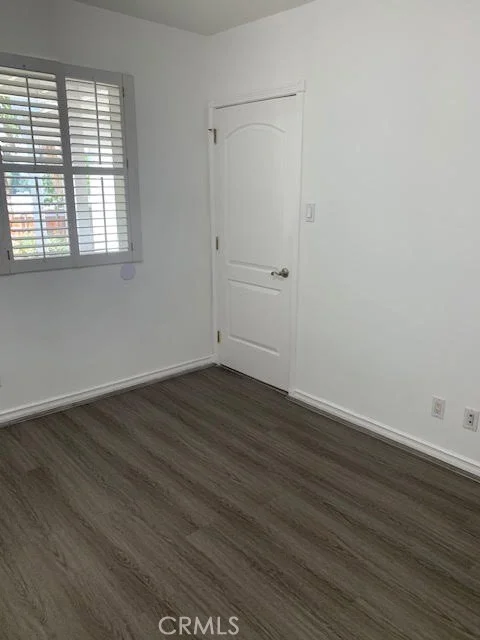 244 Fernfield Street W 2 photo 2