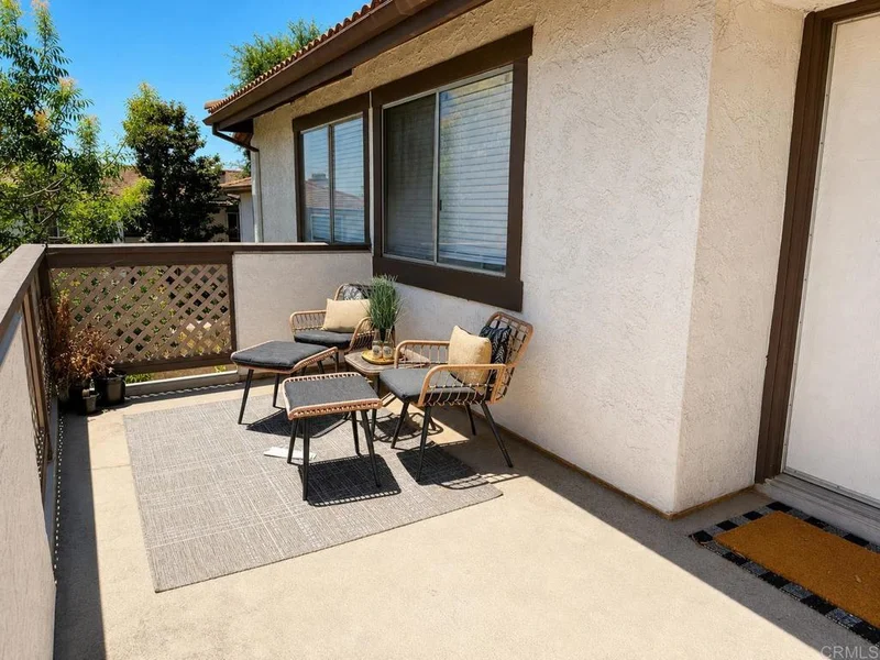 Photo 2 of 10258 Norma Gardens Dr 4