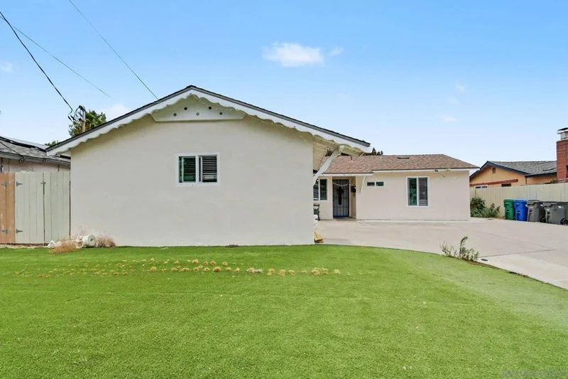Photo 2 of 8032 Poplin Drive
