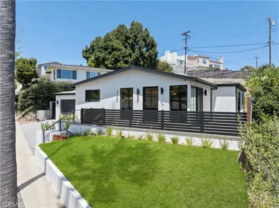 2200 Mantis Avenue photo 2