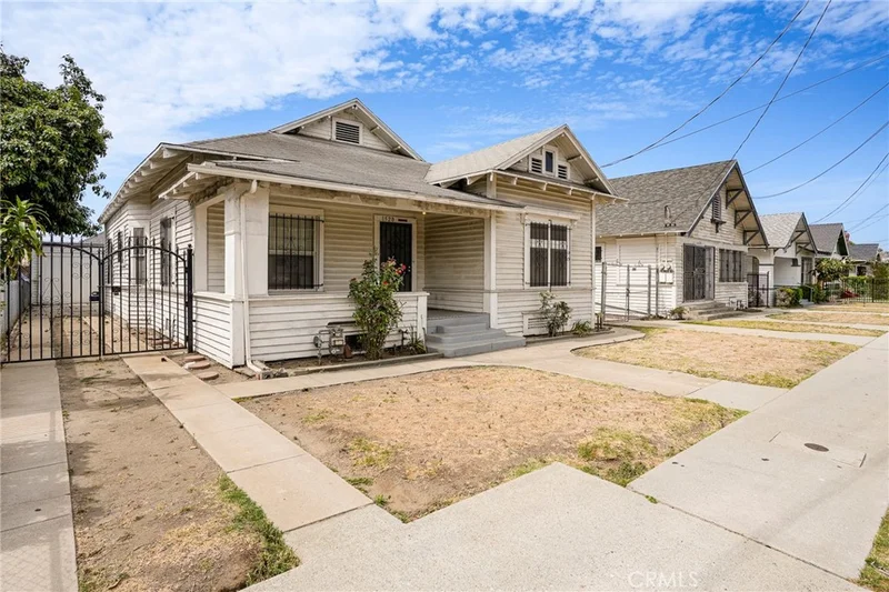 1520 W 22nd Street, Los Angeles, CA 90007