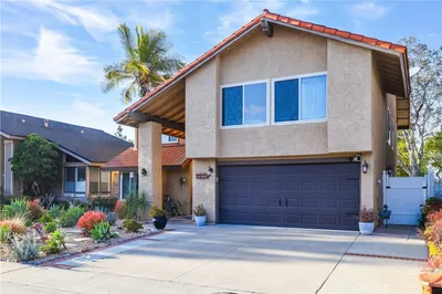 25235 Cinnamon Road photo 2