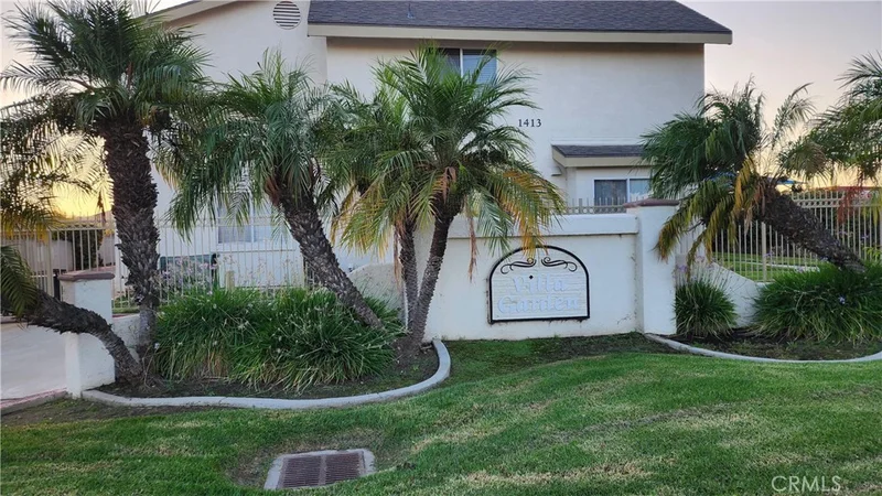 1425 S White A