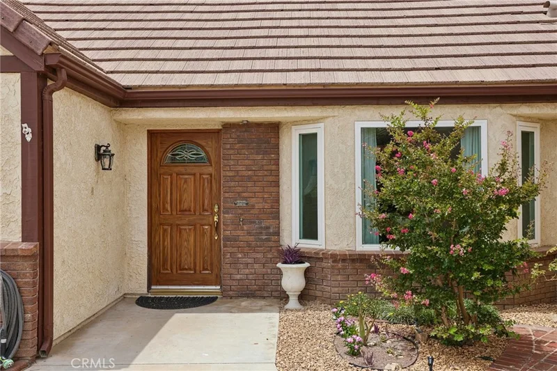 Photo 2 of 43429 37th Street W