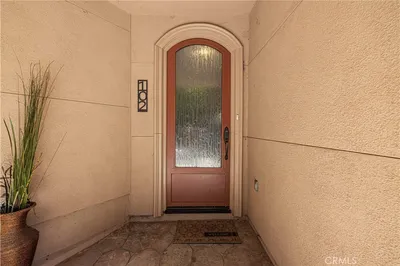 11145 Sunshine Terrace 102 photo 2