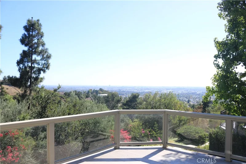 4310 E Terra Vista photo 2