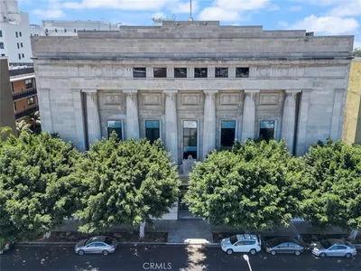 835 Locust Avenue 317