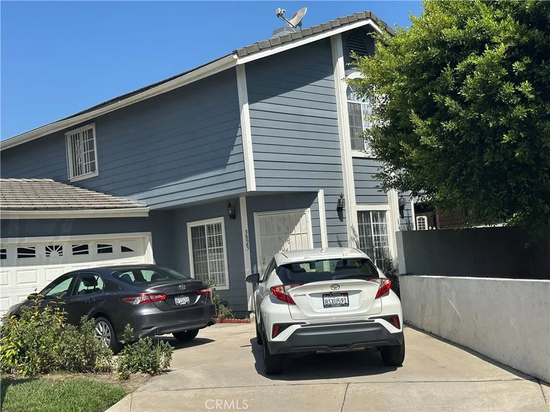 3823 Foster Avenue