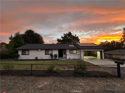 20410 Walnut