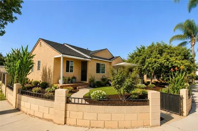 1329 W Mcfadden