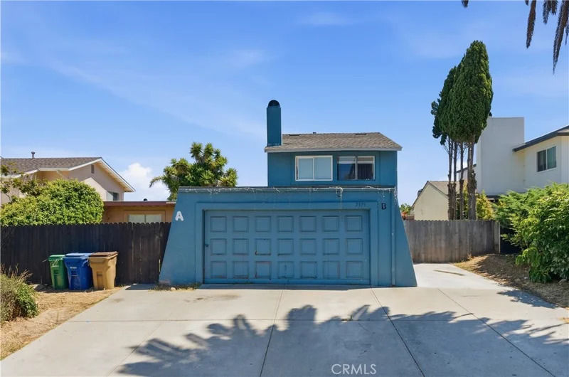 7375 Chapman