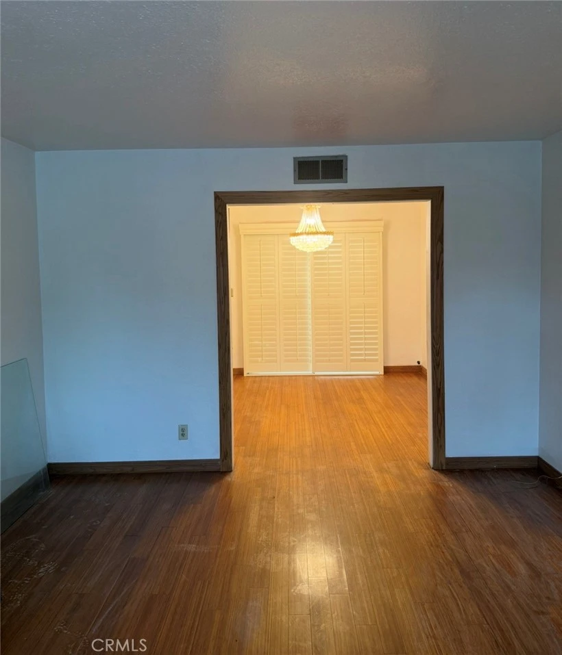 Interior 3