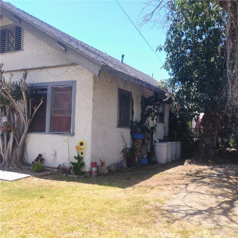 3525 RAYMOND photo 2