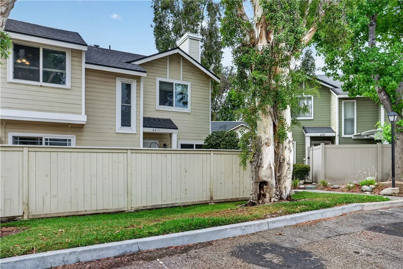 6211 Plymouth Court 114