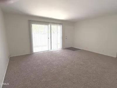 2304 Miramar Walk photo 2