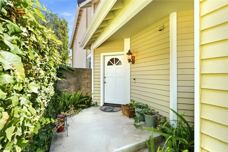 Photo 2 of 12456 Alderglen Street