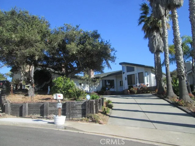 1814 Alma Court