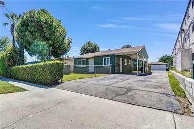 6707 Cleon Avenue photo 2